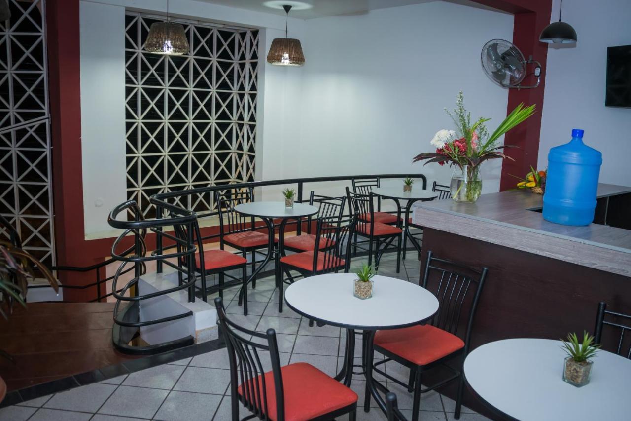 Hostal "Centrika" Tarapoto Exteriér fotografie
