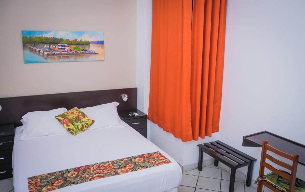 Hostal "Centrika" Tarapoto Exteriér fotografie