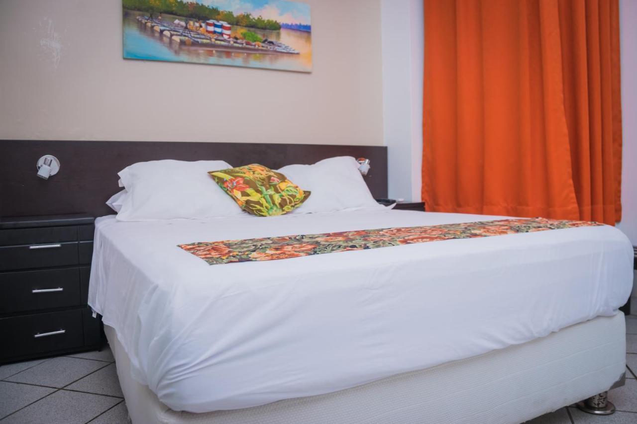 Hostal "Centrika" Tarapoto Exteriér fotografie