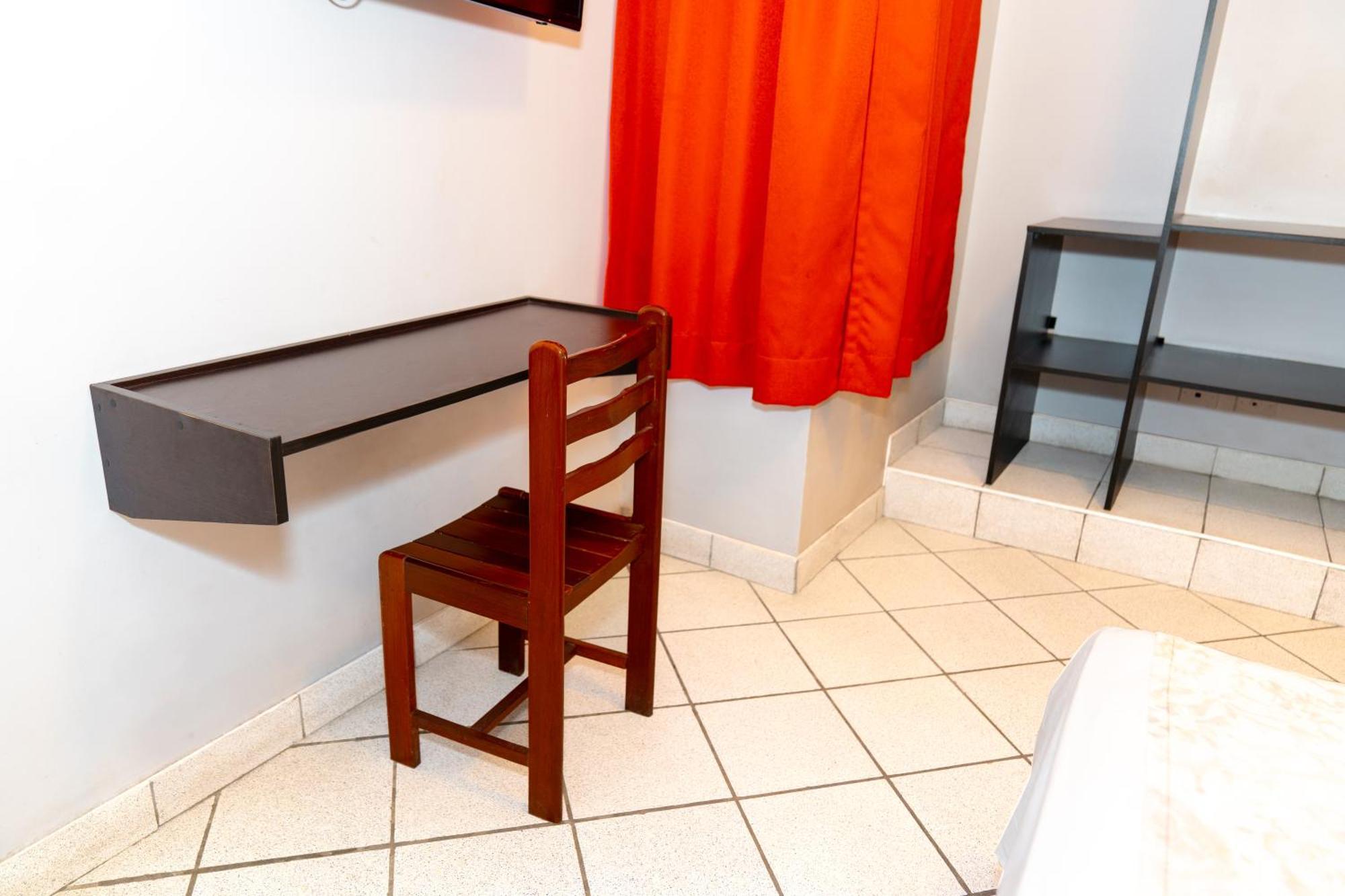 Hostal "Centrika" Tarapoto Exteriér fotografie