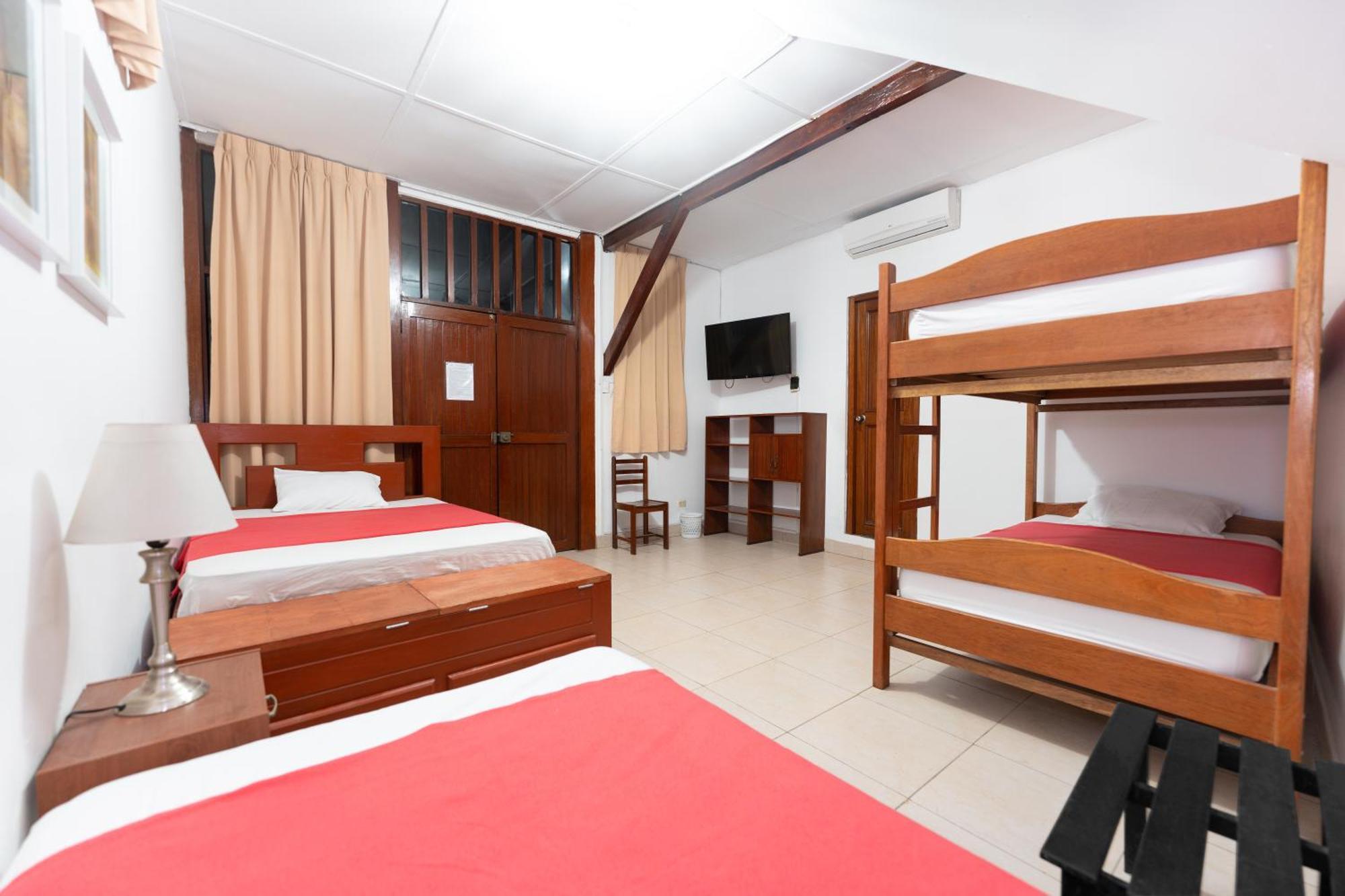 Hostal "Centrika" Tarapoto Exteriér fotografie